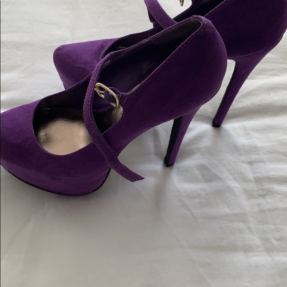 JustFab heels Price firm 📍